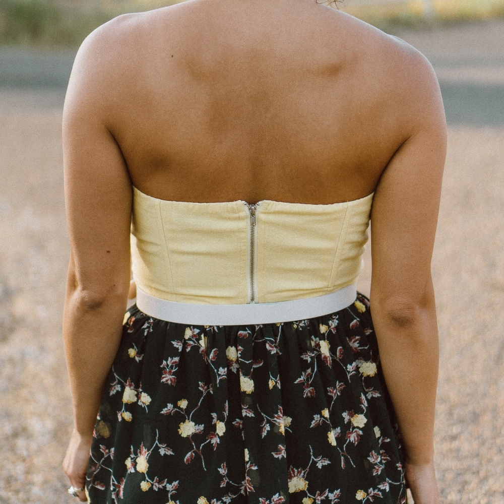 Lush Strapless Bow Top - Picture 3 of 5
